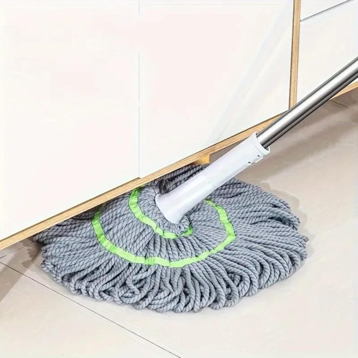 Squeeze Twist Mop 09